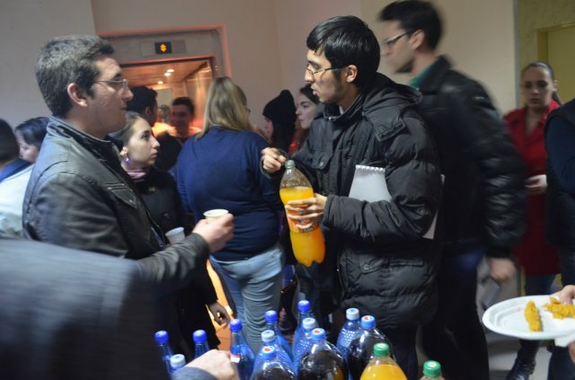 Conferința intermediară